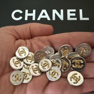 5 Vintage CHANEL Silver Tone Metal buttons CC logo in High relief Gold tone